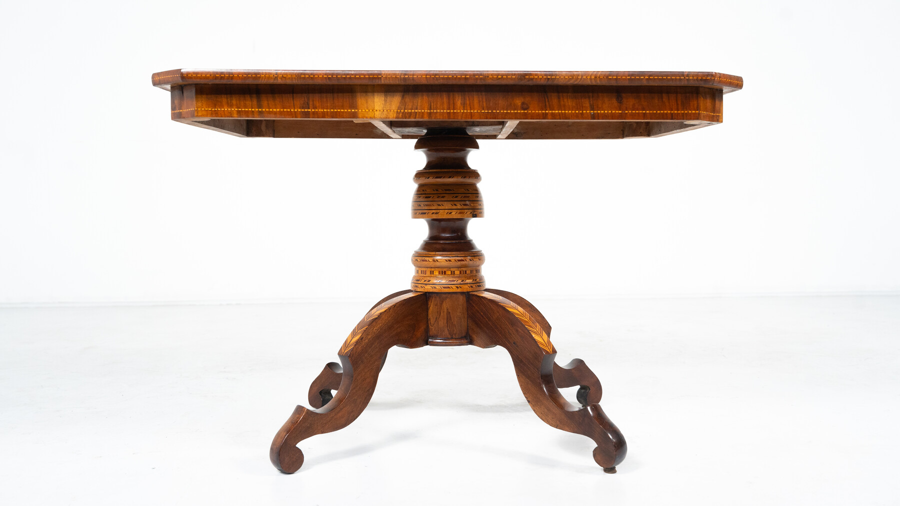 19th Century Tilt Top Table with Marquetry, Italy 