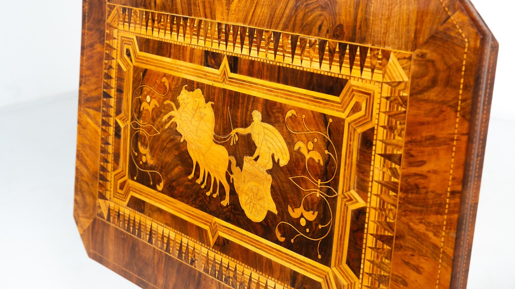 19th Century Tilt Top Table with Marquetry, Italy 