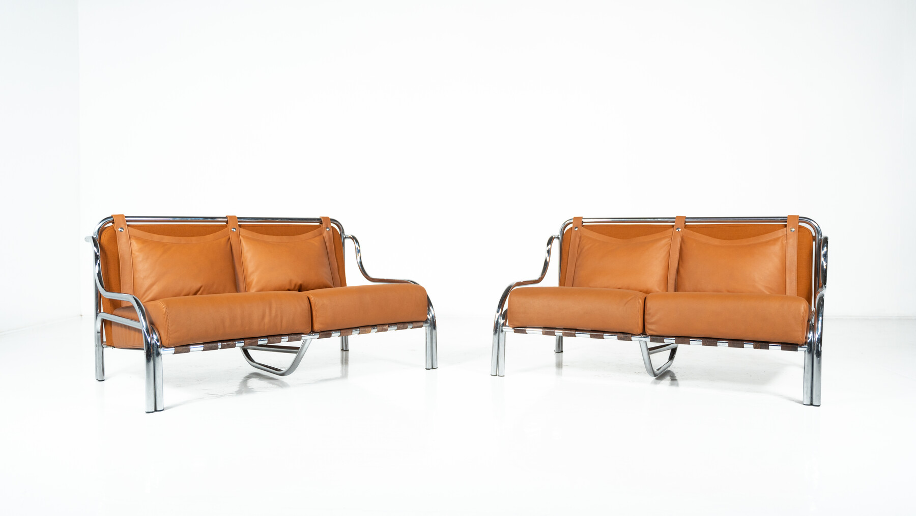 2-Seater Stringa Sofa by Gae Aulenti, italy, 1962  - 2 available 