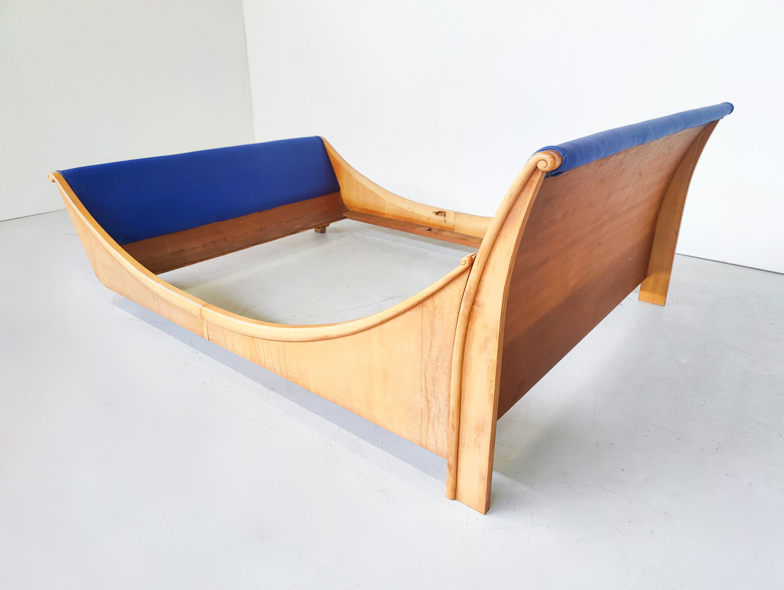 Art Deco Bed, Maple Wood, 1930s