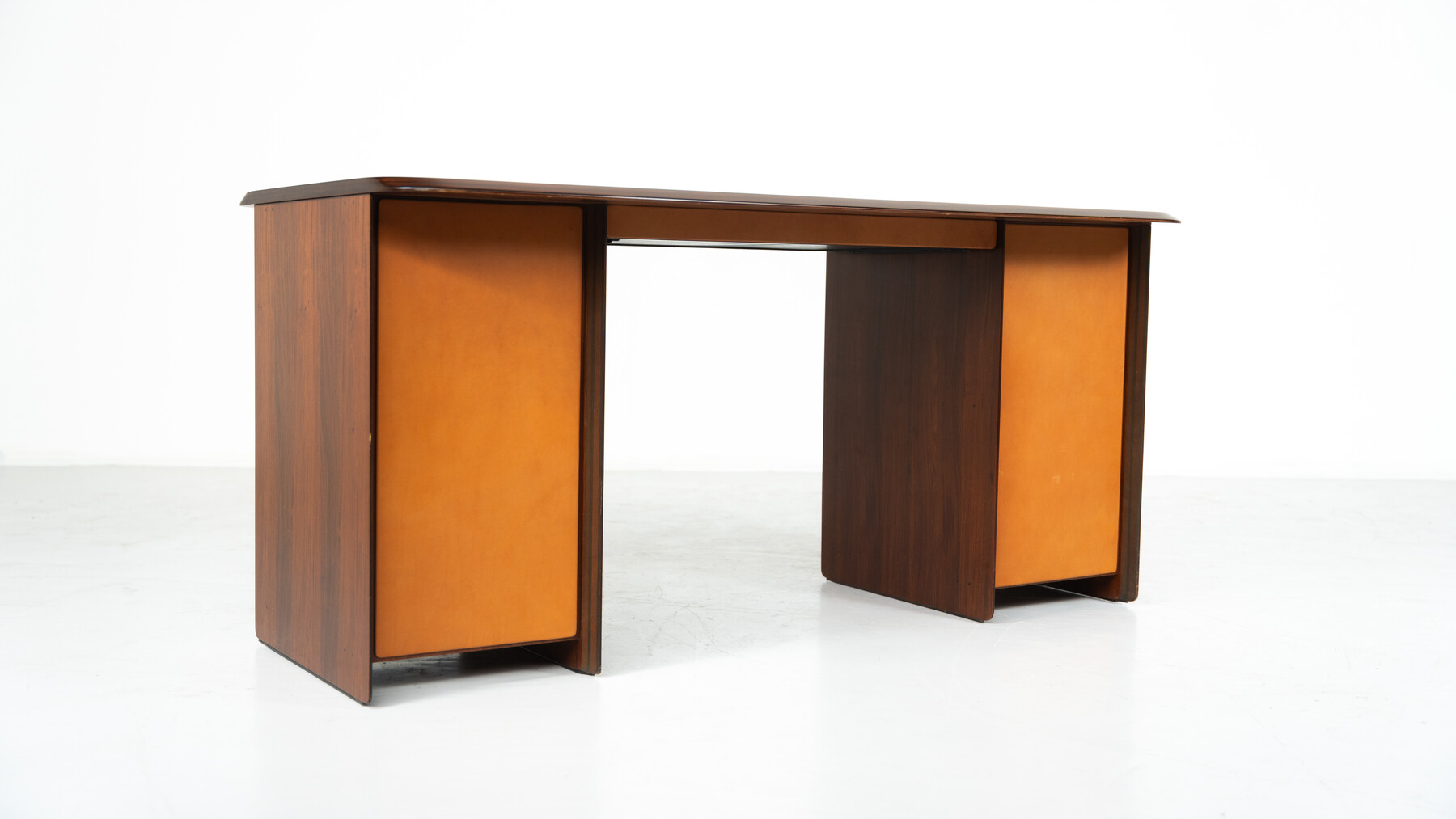 Artona Desk by Afra and Tobia Scarpa, Maxalto, Italy, 1975