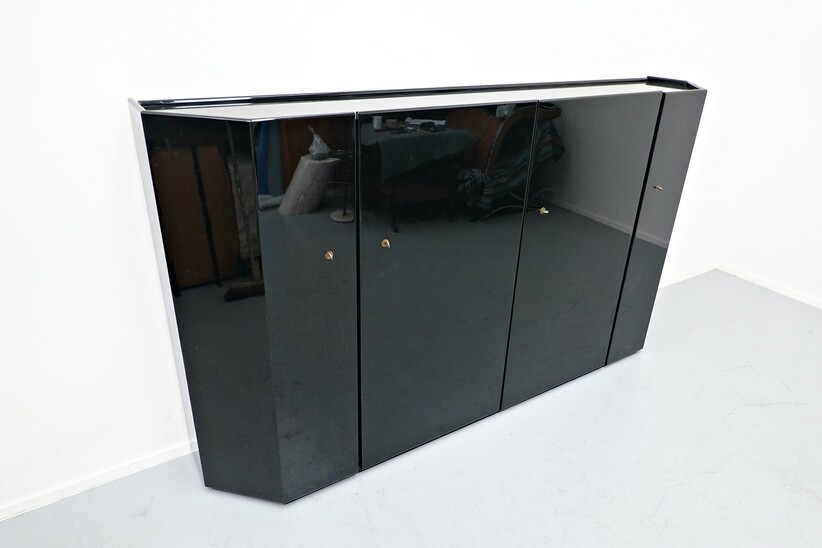 Black lacquered cabinet by Kazuhide Takahama for Cassina
