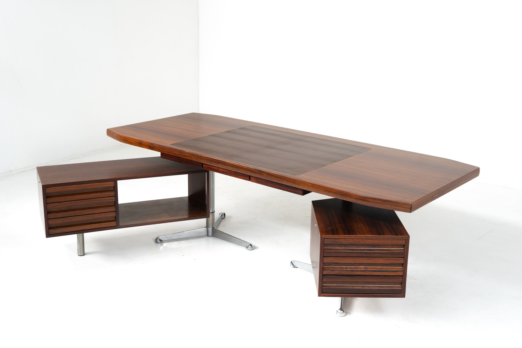 Boomerang T96 Desk by Osvaldo Borsani for Tecno, Italy, 1960s