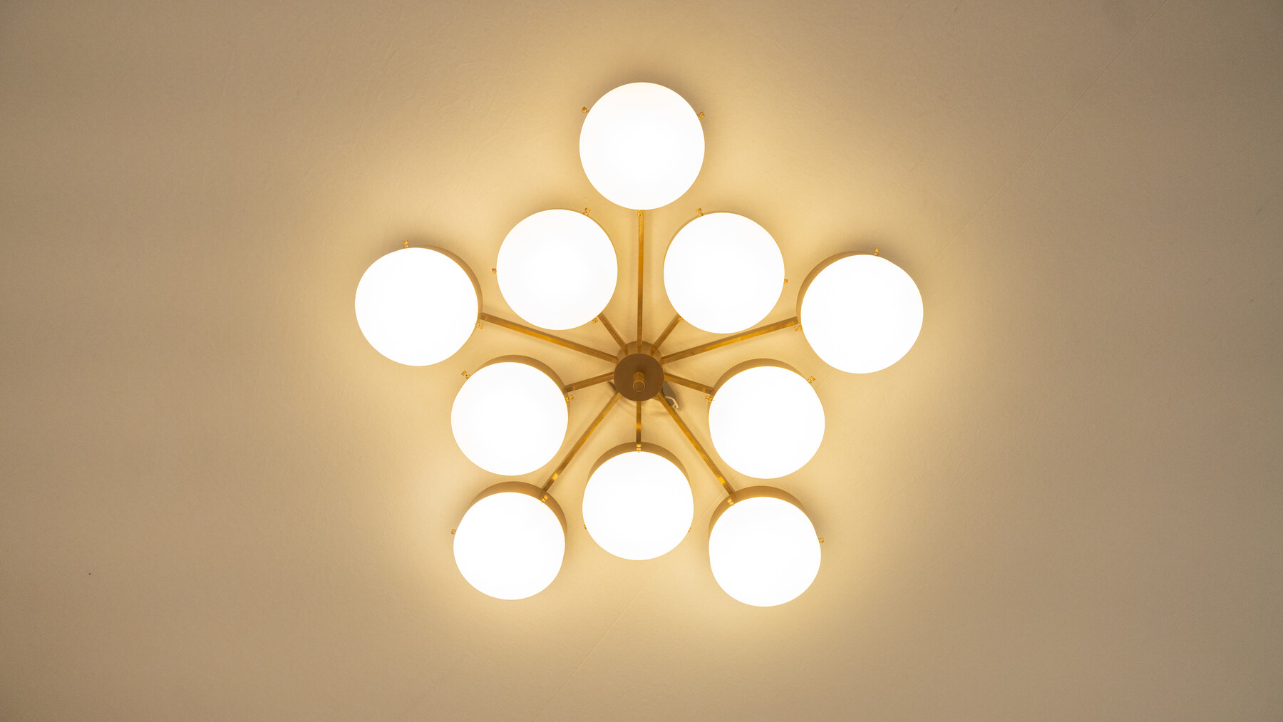 Ceiling Light with 10 Arms by Gio Ponti for Arredoluce, 1960s