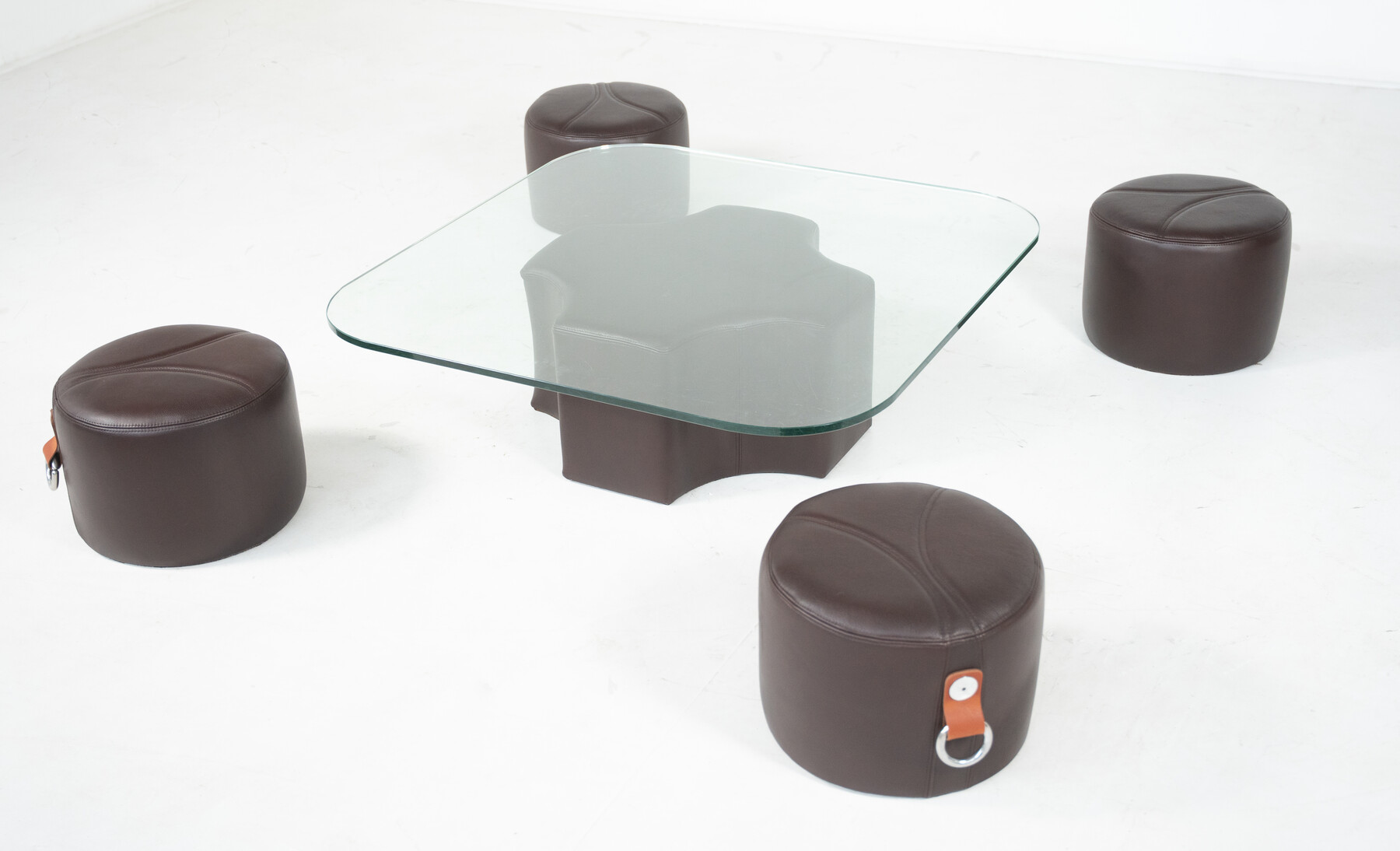 Coffee Table and 4 Stools by Guido Faleschini, Leather, 1970s