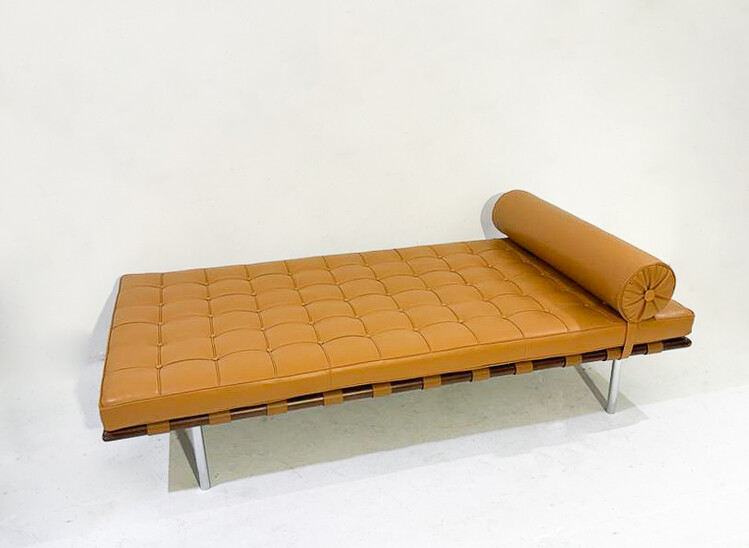 Cognac Barcelona Daybed by Ludwig Mies van der Rohe for Knoll, 2000s