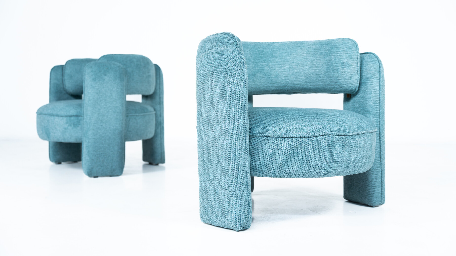 Contemporary Pair of Bleu Armchairs, Italy 