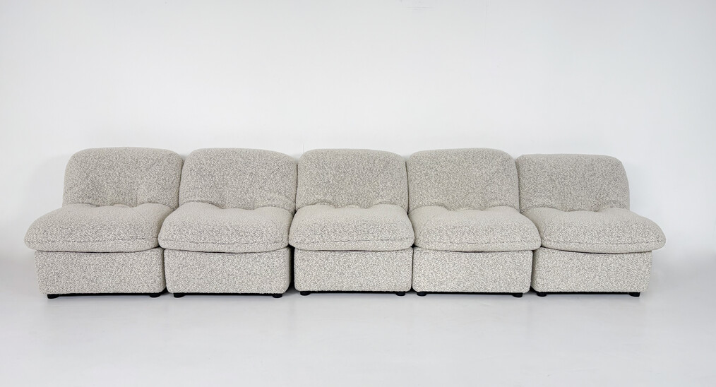 Contemporary set of 5 Armchairs, Boucle Fabric, Italy