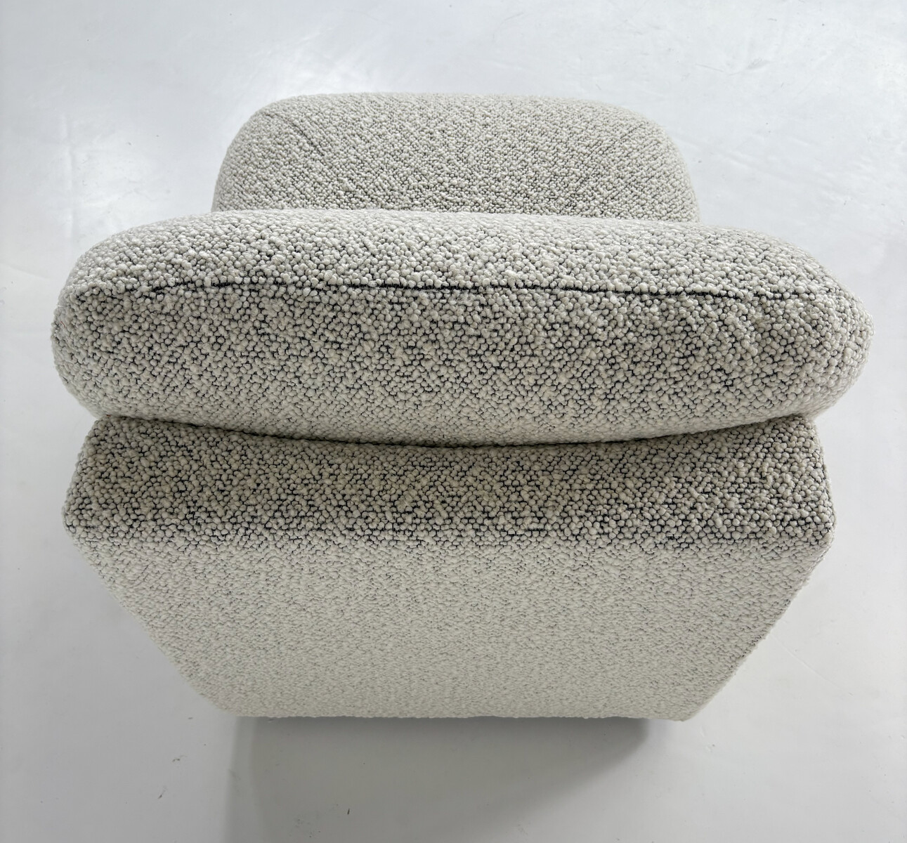 Contemporary set of 5 Armchairs, Boucle Fabric, Italy