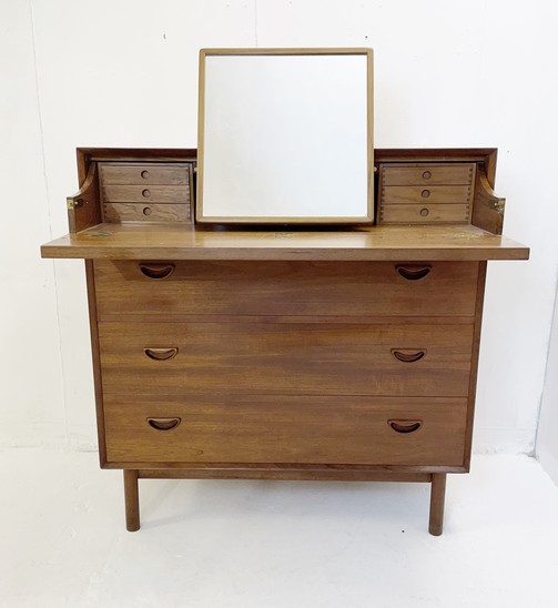 Danish dresser By Peter Hvidt & Molgaard-Nielson John Stuart