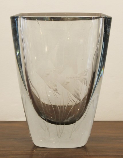 Decorative glass vase signed - Sweden