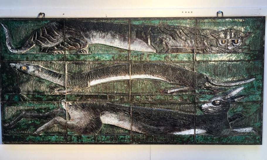 Decorative plate by Yana Desaeger