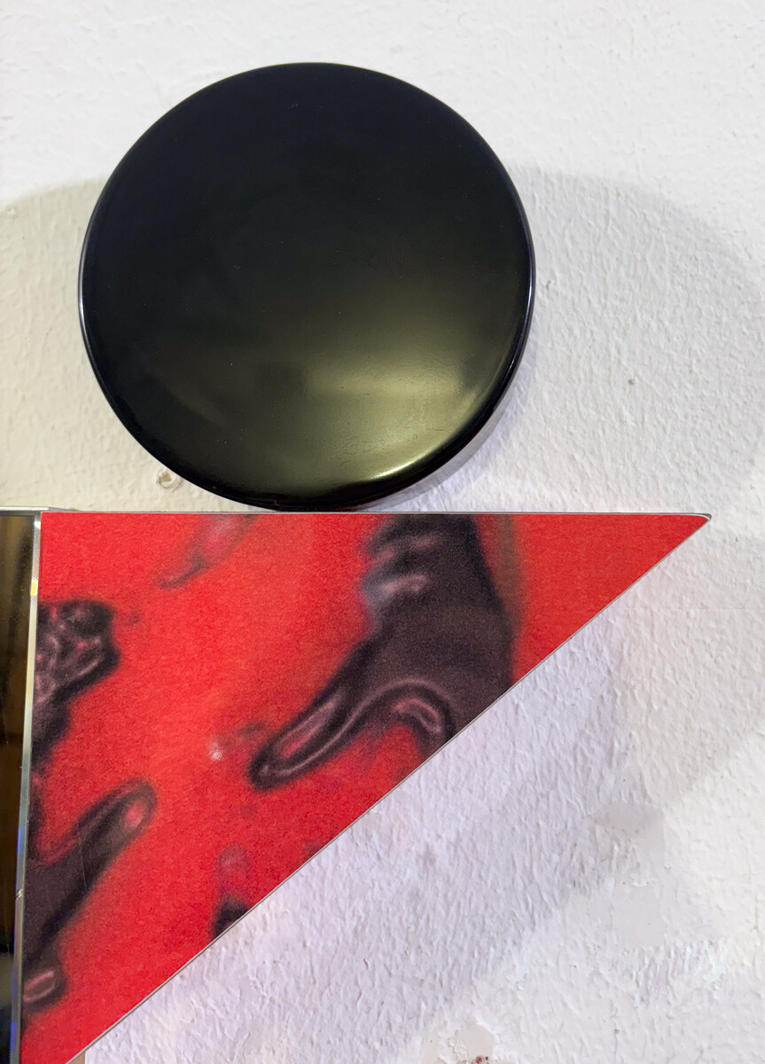 Diva Mirror by Ettore Sottsass, Memphis Milano, 1984
