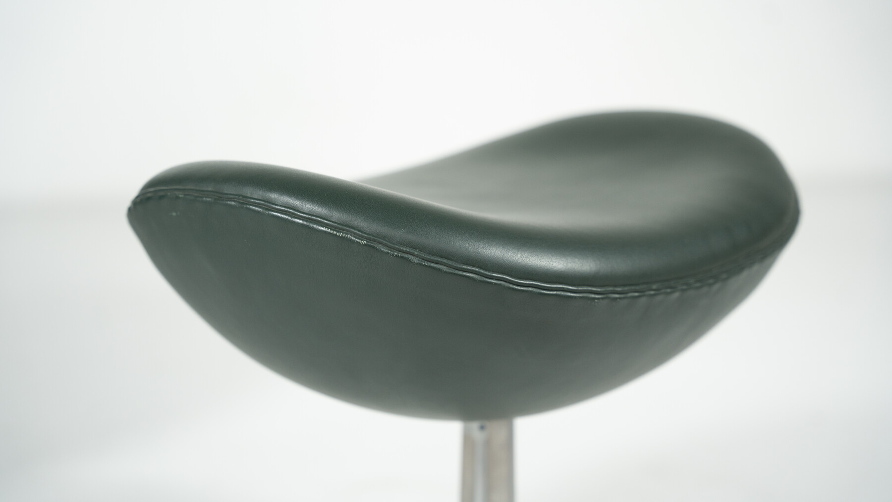 Egg Chair and Ottoman by Arne Jacobsen for Fritz Hansen, 2000s