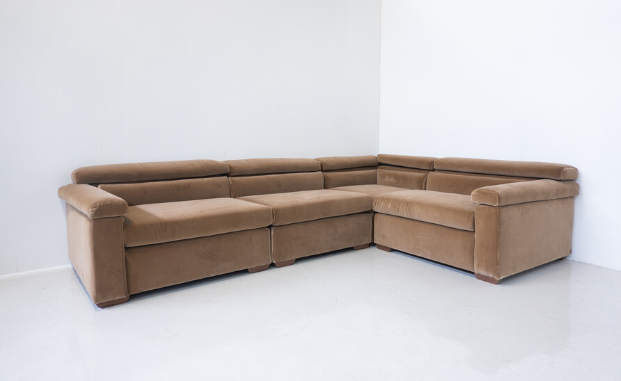 Erasmo Sofa by Afra and Tobia Scarpa, B&B Italia, 1973 - New Upholstery