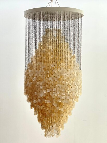 Fun 8DM Seashell Pendant Light by Verner Panton
