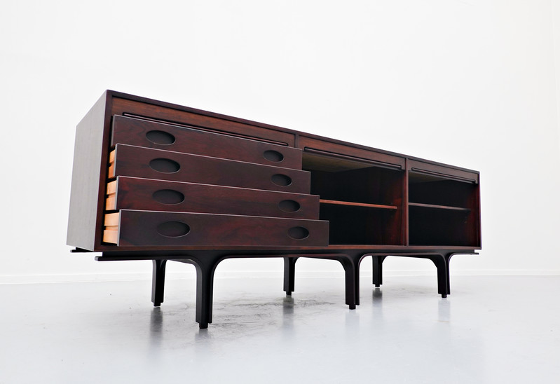 Gianfranco Frattini Sideboard For Bernini, 1960s