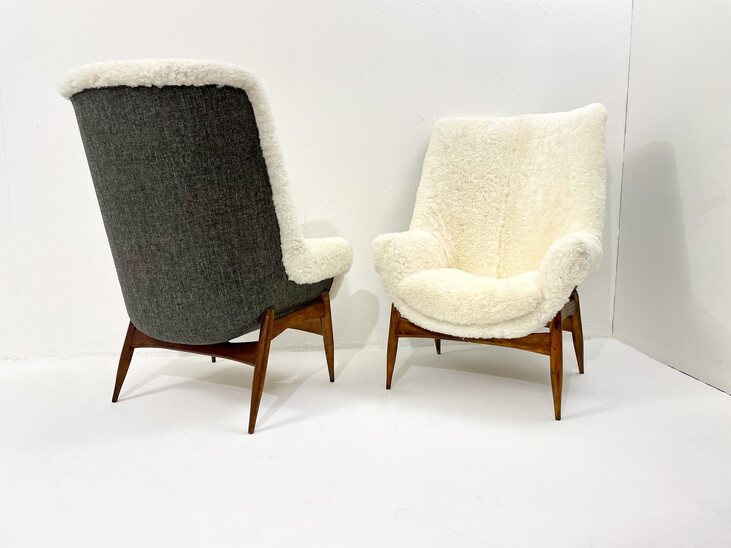 id-Century Modern Pair of Armchairs by Julia Gaubek, Hungary, 1950s