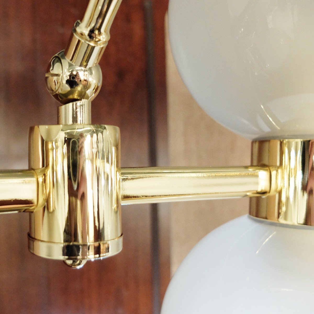 Large Italian Crown Chandelier - Brass & Opaline - italy