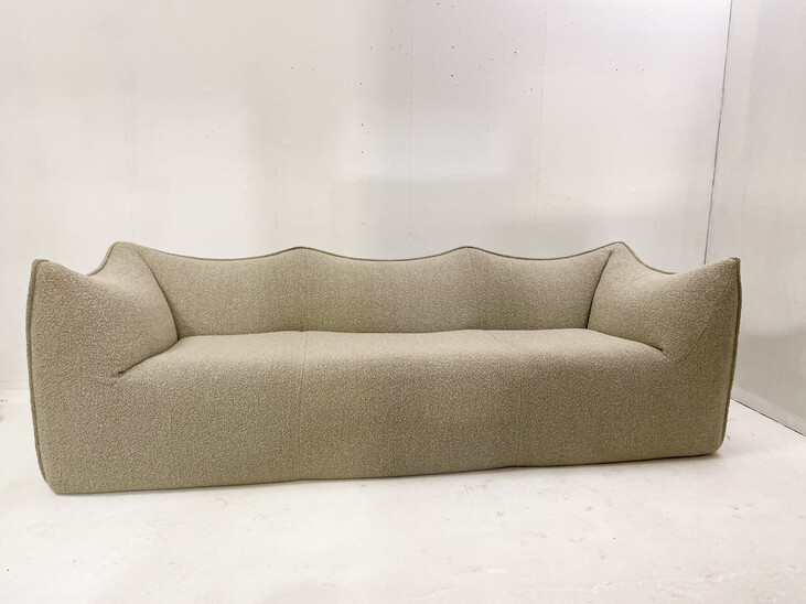 Le Bambole Sofa by Mario Bellini for B&B Italia, Biege Bouclette Fabric, 1970s