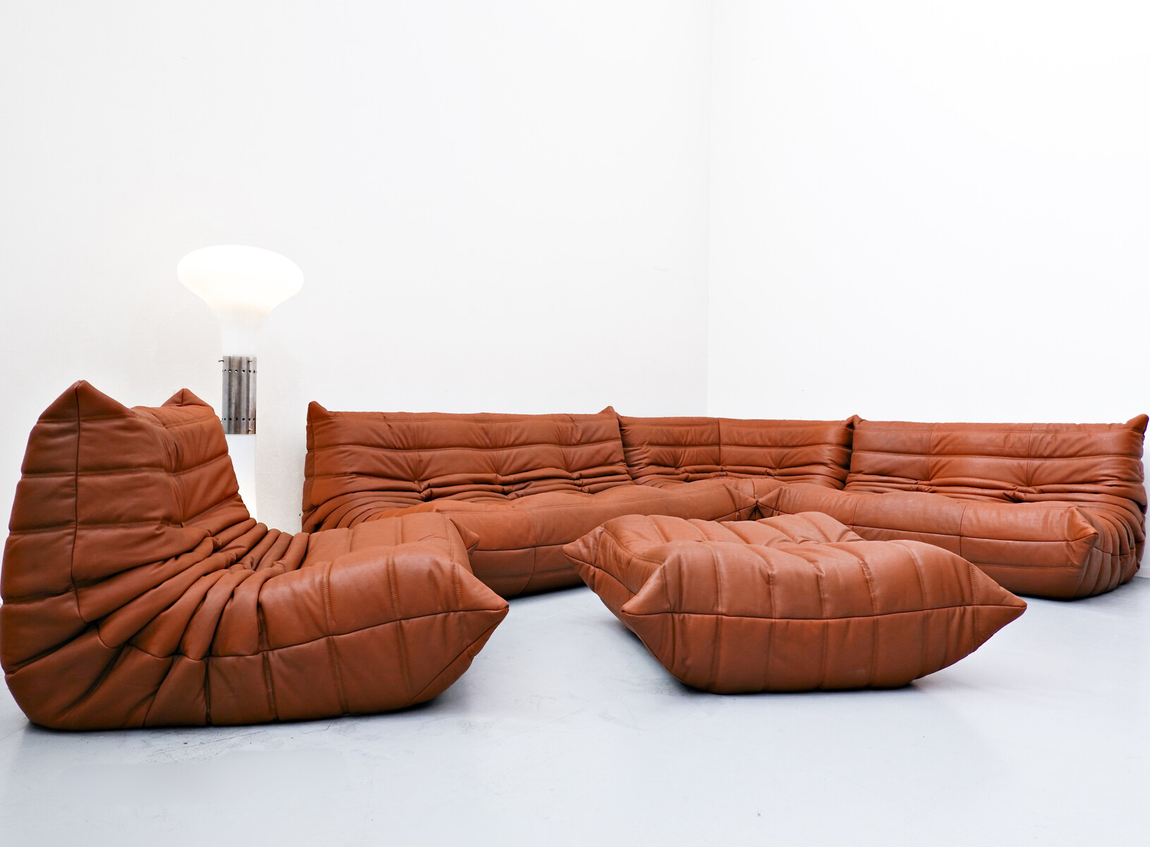 ligne roset togo leather