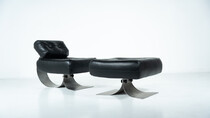 Mid-Century Black Leather Lounge chair and Ottoman Model 'Alta' by Oscar Niemeyer for Mobilier International - 1970s