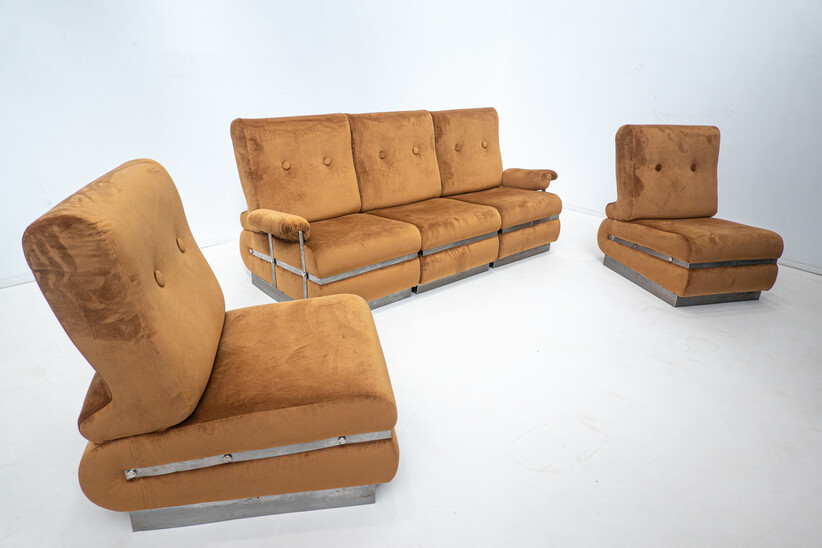 Mid-century cognac velvet and metal structure sofa and lounge chairs set - Italy 1970s