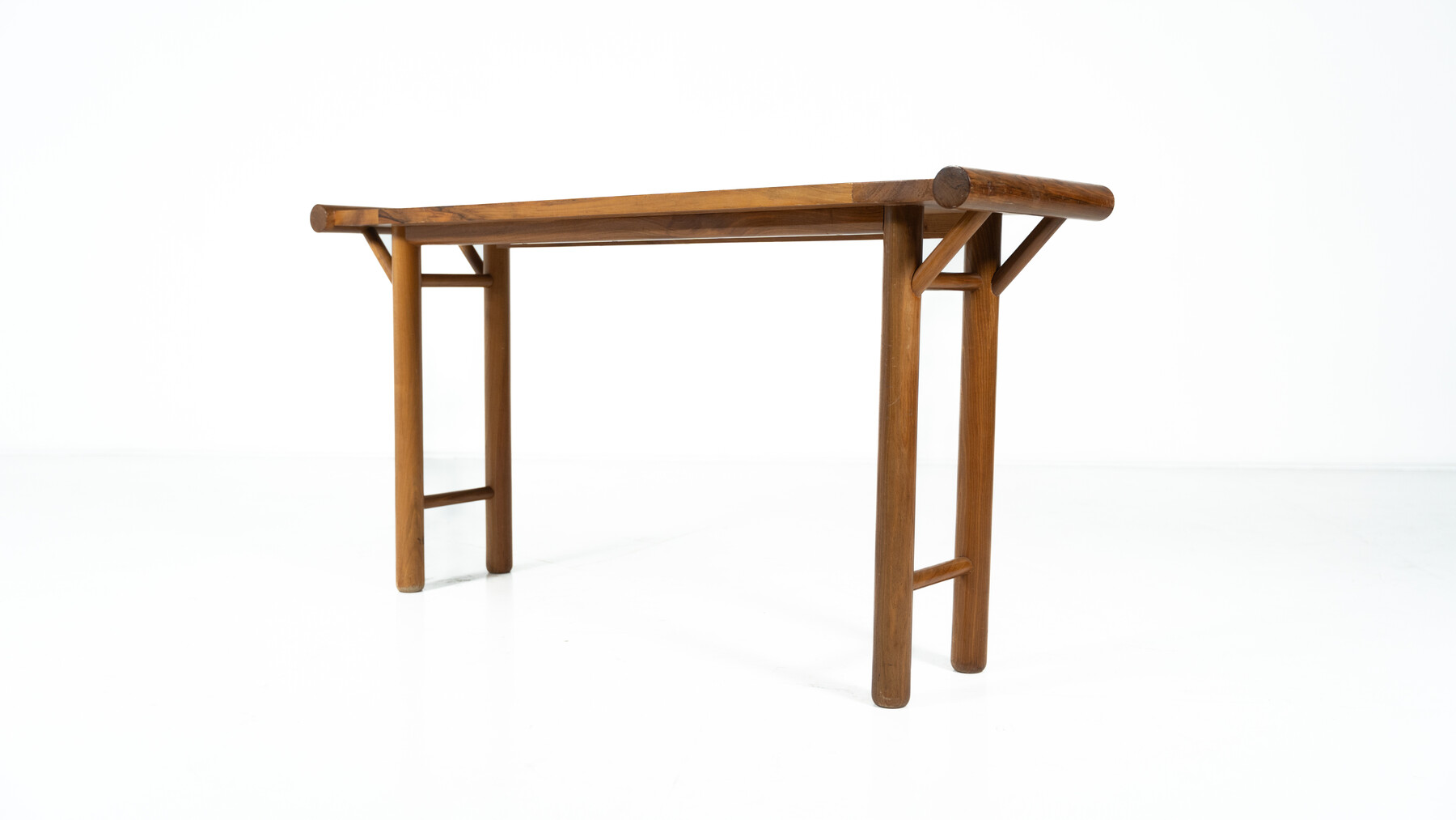 Mid Century Console, Walnut, Italy, 1970s