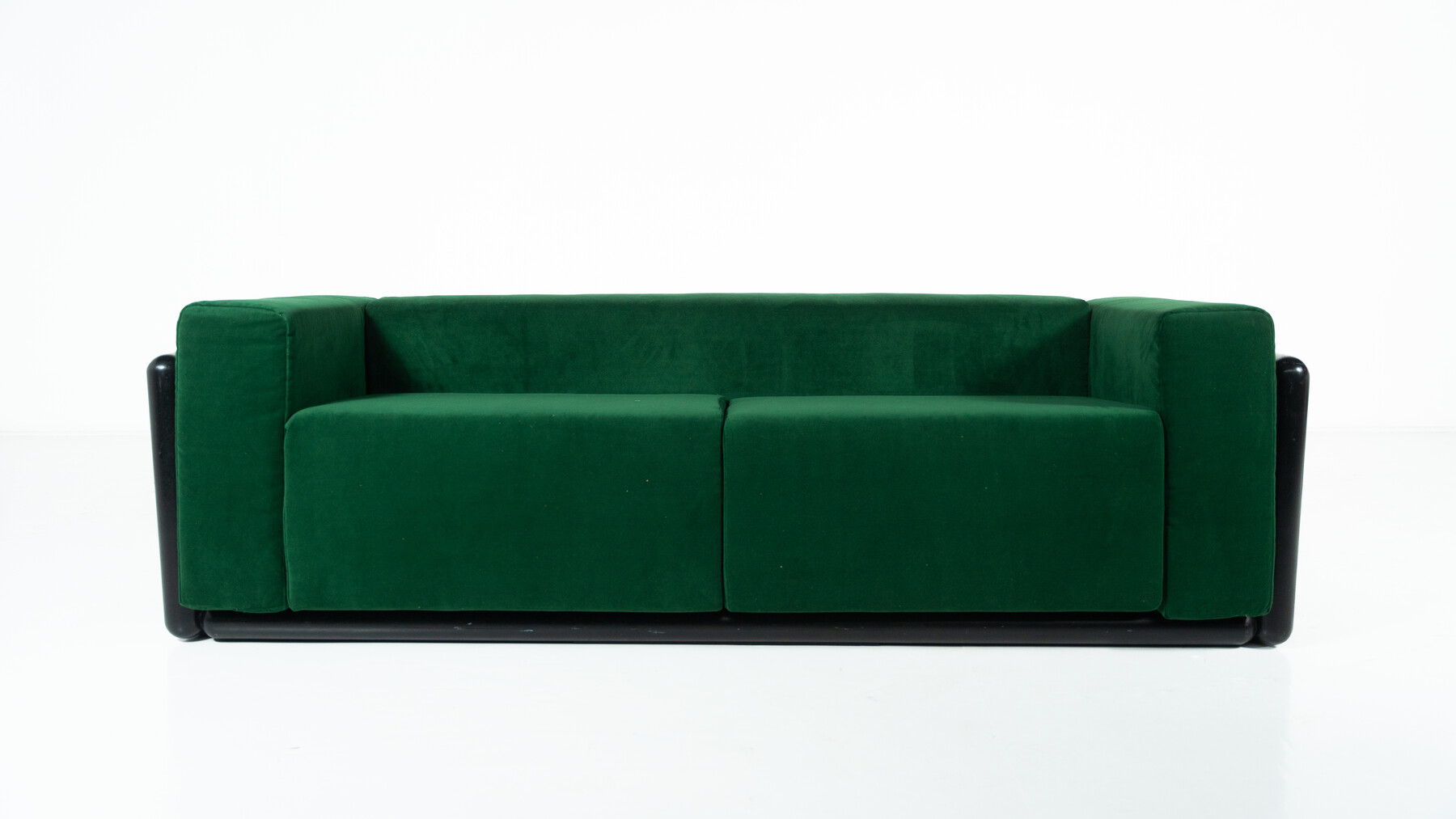 Mid-Century Cornaro Sofa by Carlo Scarpa for S.Gavina, Italy, 1970s - New Upholstery