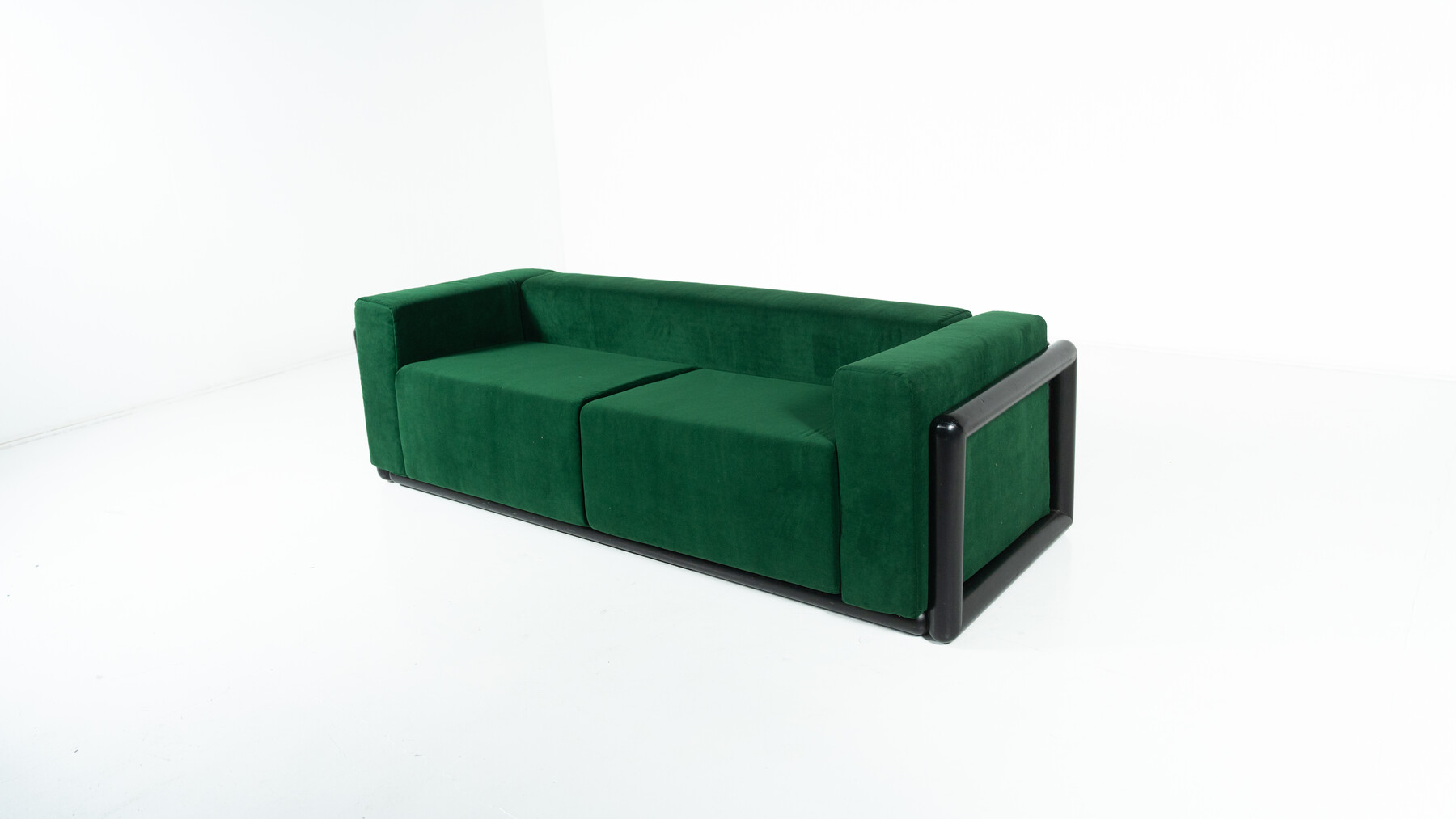 Mid-Century Cornaro Sofa by Carlo Scarpa for S.Gavina, Italy, 1970s - New Upholstery