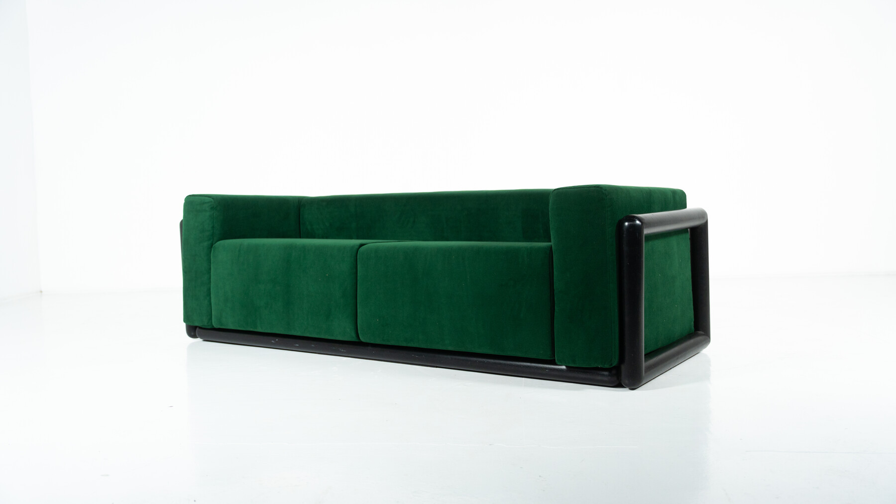 Mid-Century Cornaro Sofa by Carlo Scarpa for S.Gavina, Italy, 1970s - New Upholstery