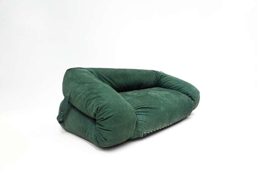 Mid-century green two seaters sofa / Bed model ''Anfibio'' by Alessandro Becchi for Giovannetti Collezioni - Italy 1970s