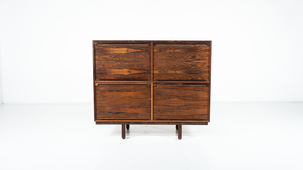 Mid-Century Highboard in the Style of Gianfranco Frattini, Italy, 1960s
