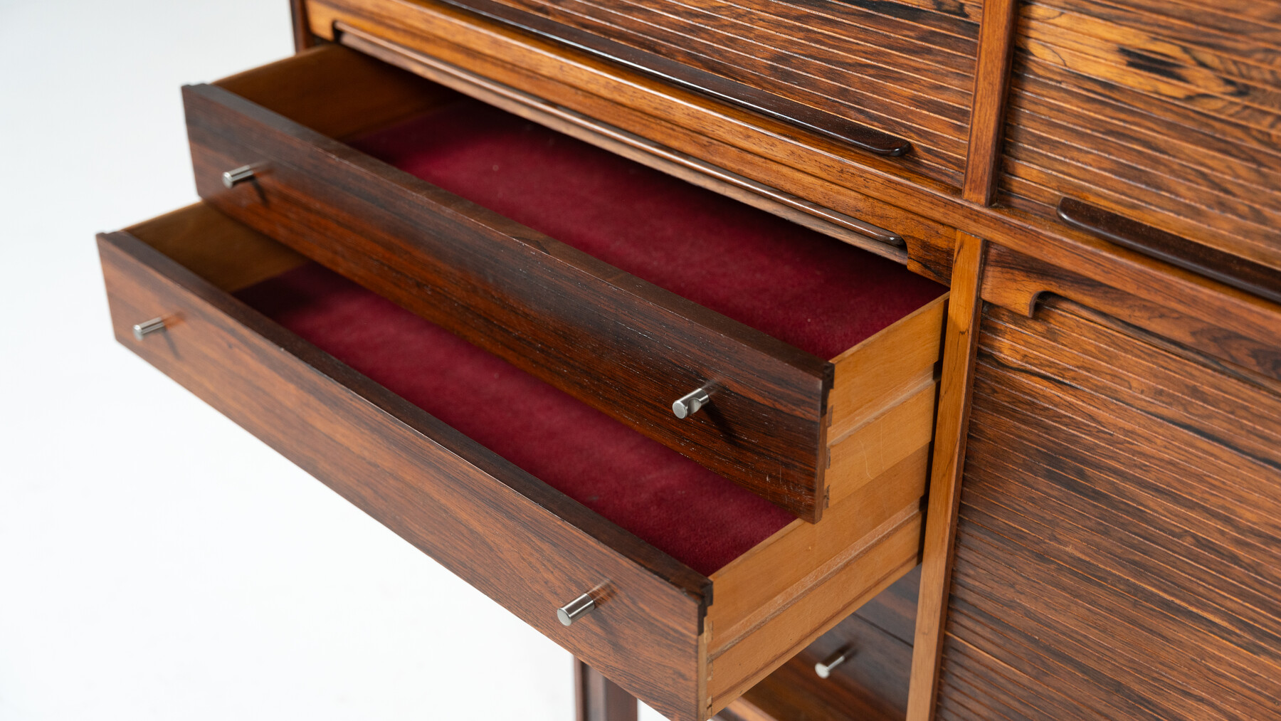 Mid-Century Highboard in the Style of Gianfranco Frattini, Italy, 1960s