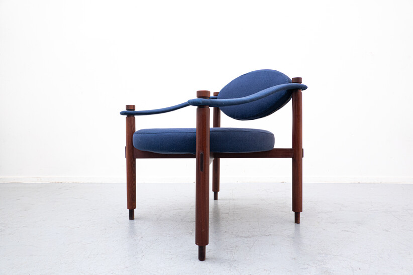 Mid-Century Italian Armchair Blue Fabric and Teak by Rafaella Crespi, 1970s