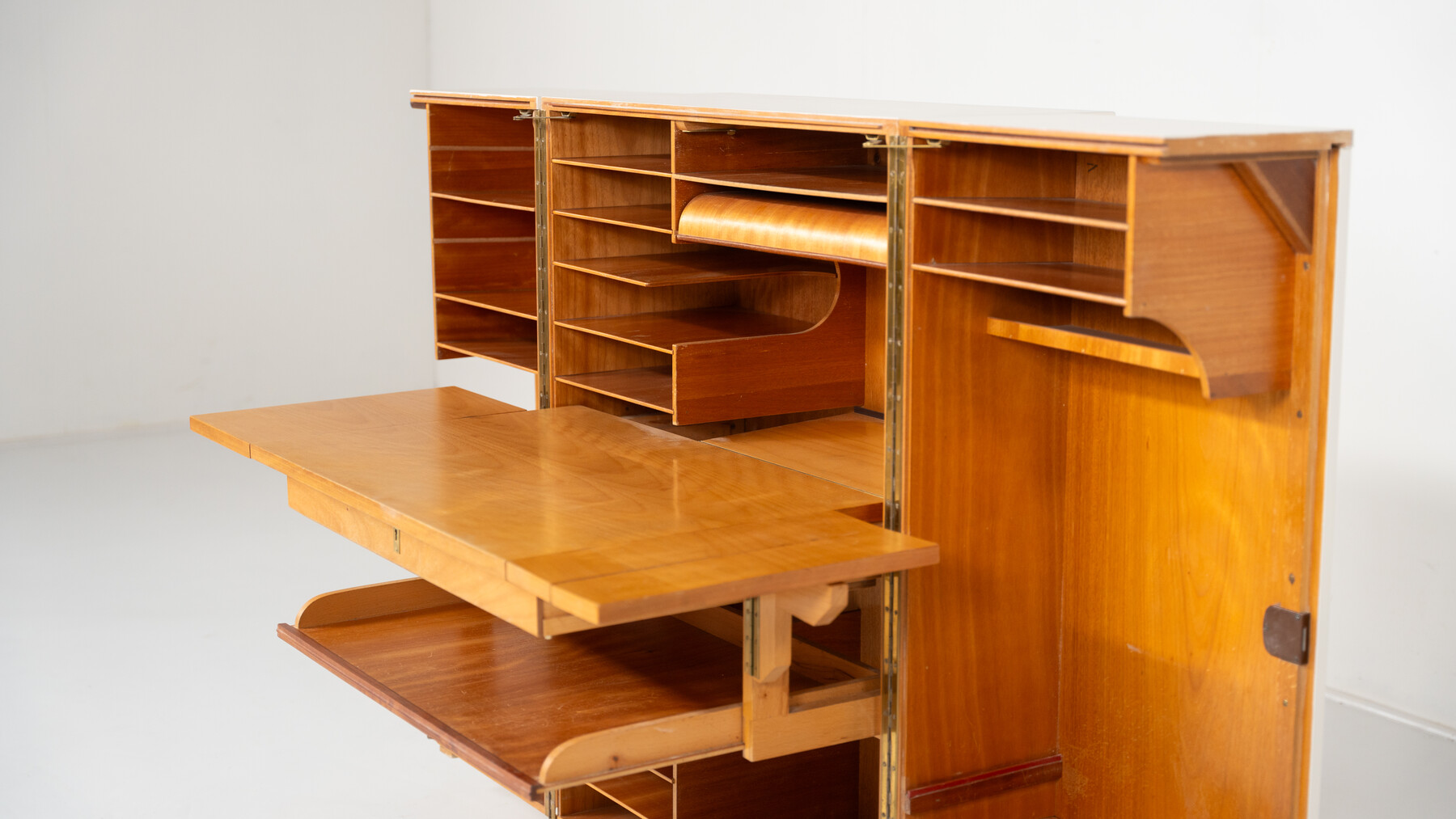 Mid-Century Magic Box Desk by Mummenthaler & Meier, Switzerland, 1955