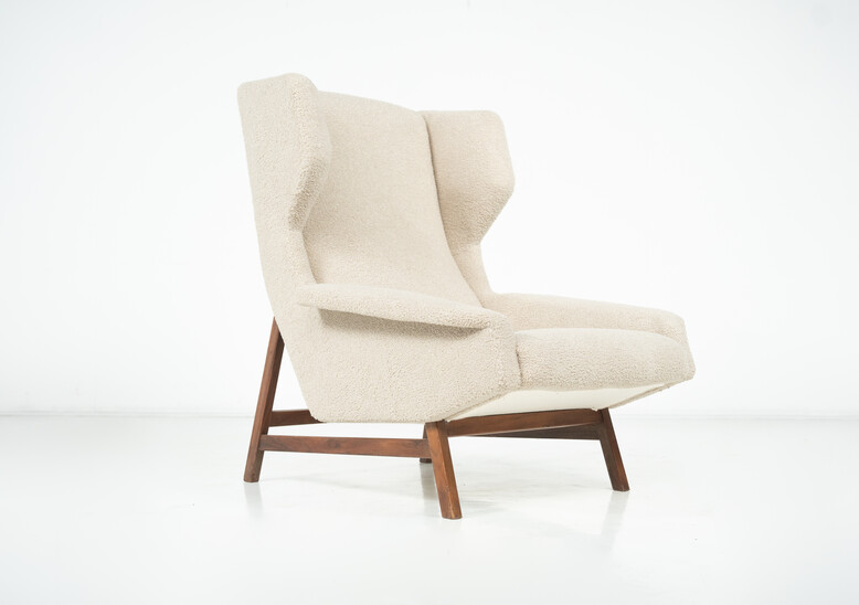 Mid-Century Modern Armchair 877 by Gianfranco Frattini for Cassina, New Beige Upholstery