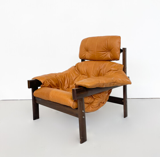 Mid-Century Modern Armchair by Percival Lafer for Lafer MP, Wood and Leather, Brazil, 1960s - New Leather Upholstery