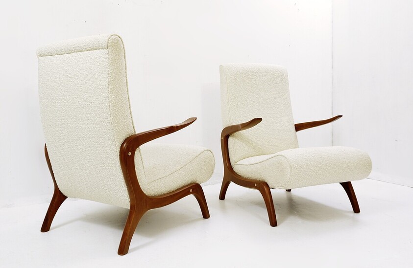 Mid-Century Modern Armchairs in White Bouclette, Italy, 1960s - New Upholstery 