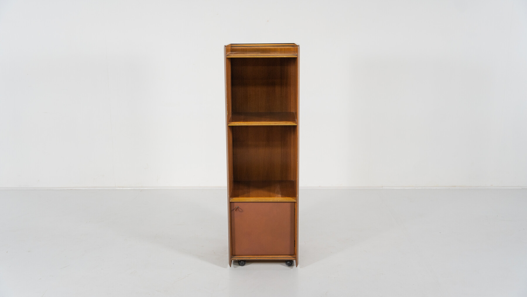 Mid-Century Modern Artona shelf by Afra & Tobia Scarpa for Maxalto, Wood and Leather, 1970s - Sold per Piece