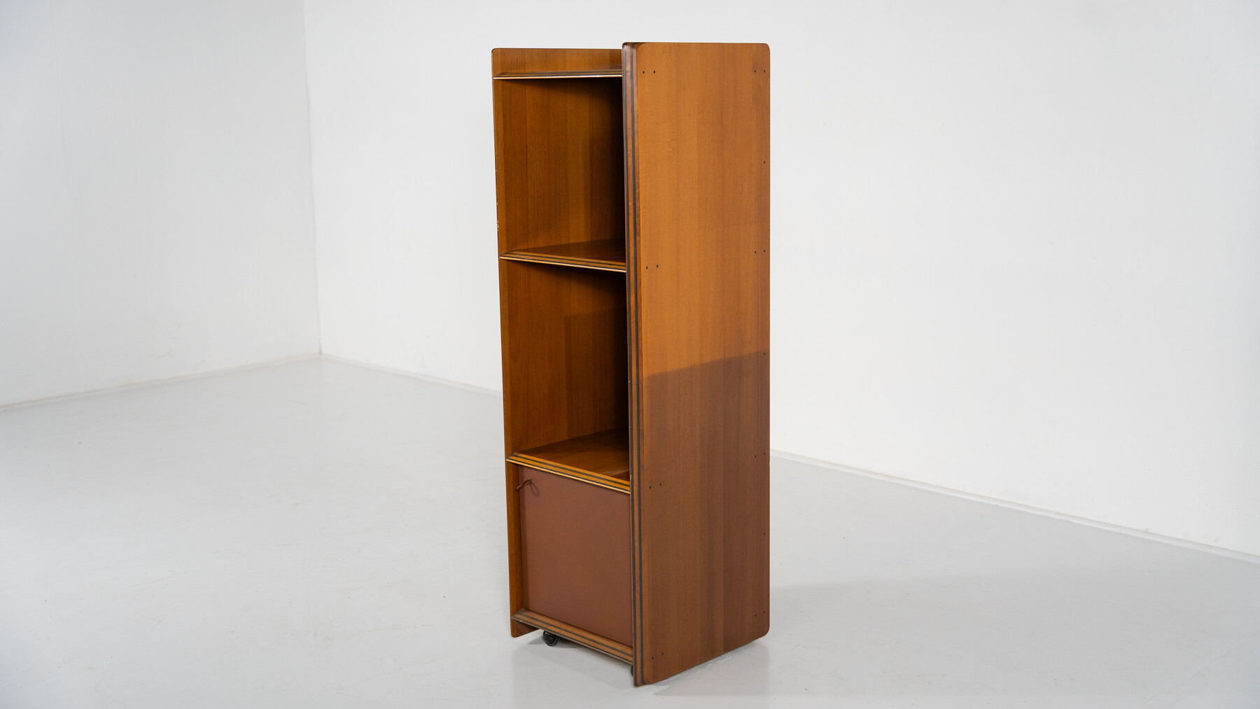 Mid-Century Modern Artona shelf by Afra & Tobia Scarpa for Maxalto, Wood and Leather, 1970s - Sold per Piece