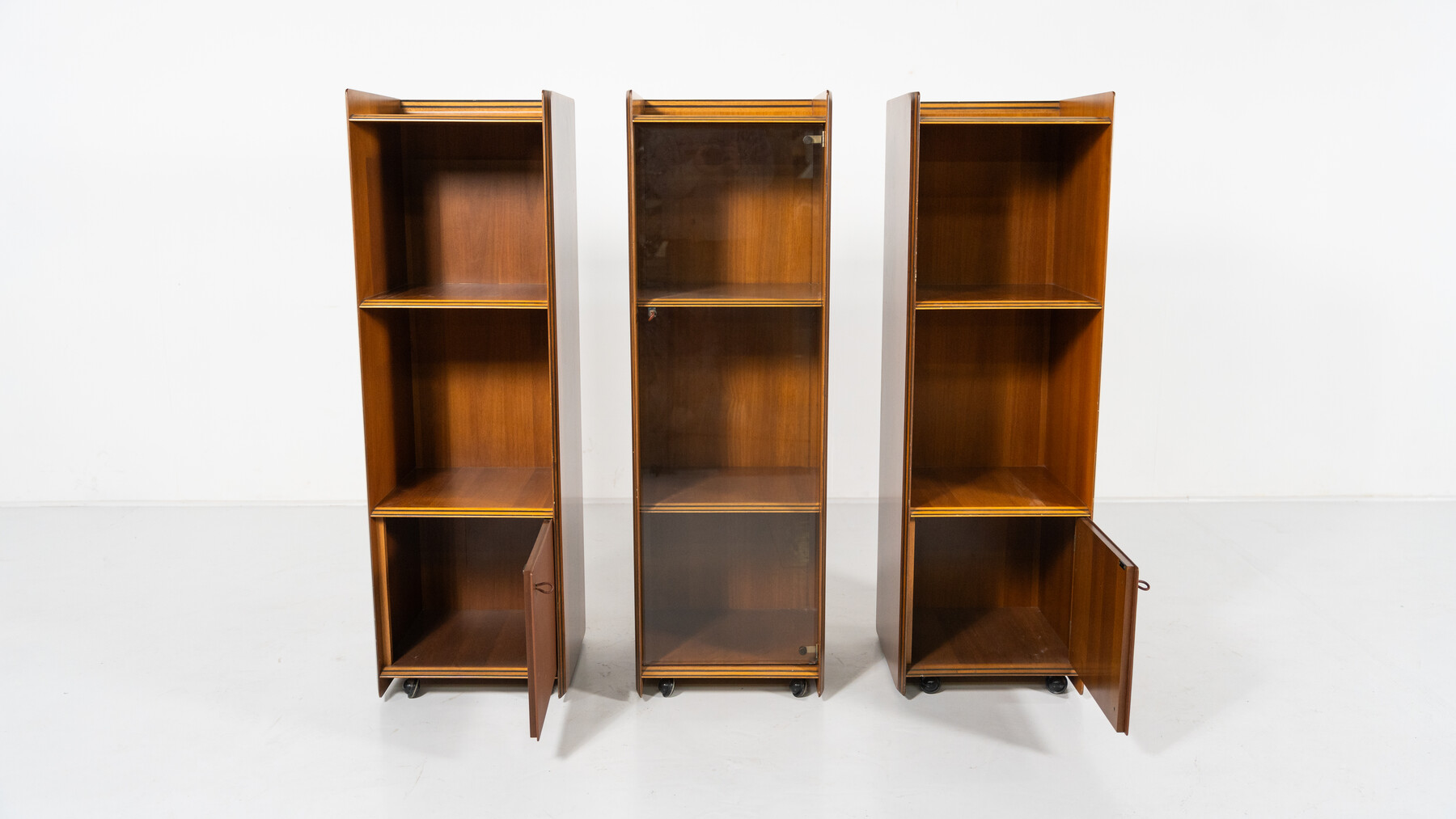 Mid-Century Modern Artona shelf by Afra & Tobia Scarpa for Maxalto, Wood and Leather, 1970s - Sold per Piece