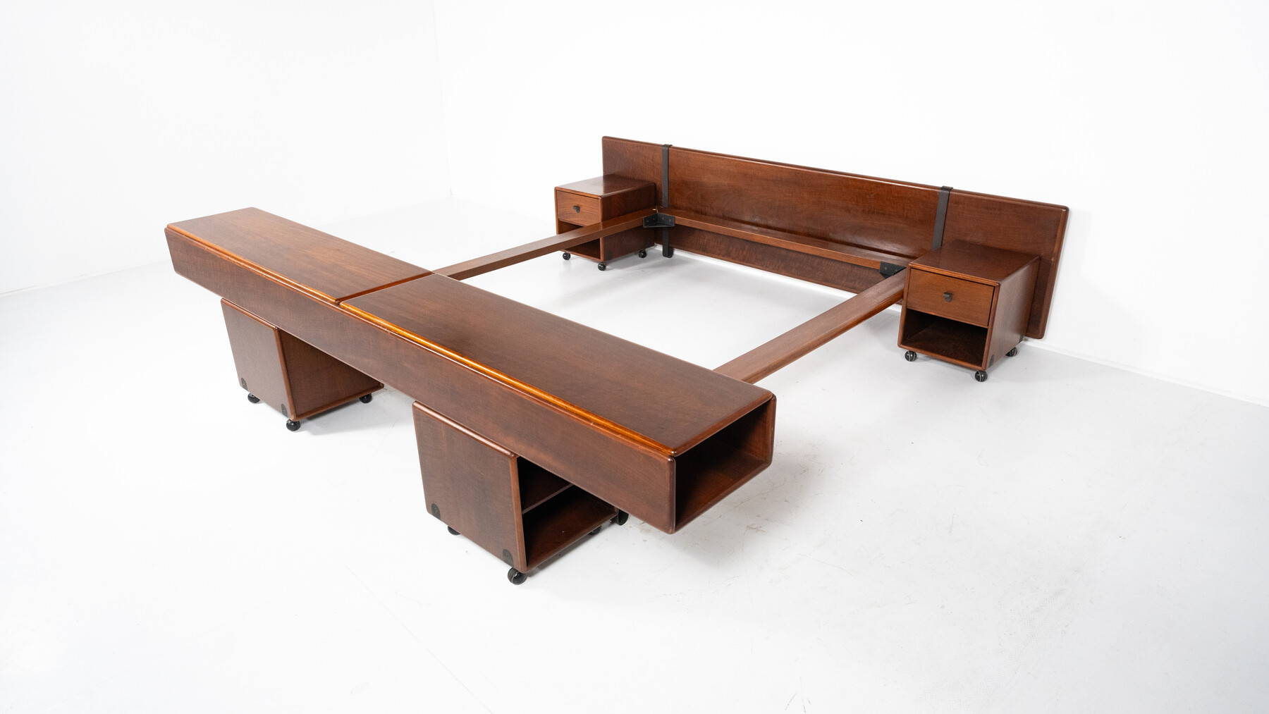 Mid-Century Modern Bed with Nightstands by Fabio Lenci for Bernini, Italy, 1970s