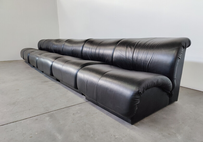 Mid-Century Modern Black leather Modular Sofa by Doimo Salotti, Italy, 1970s