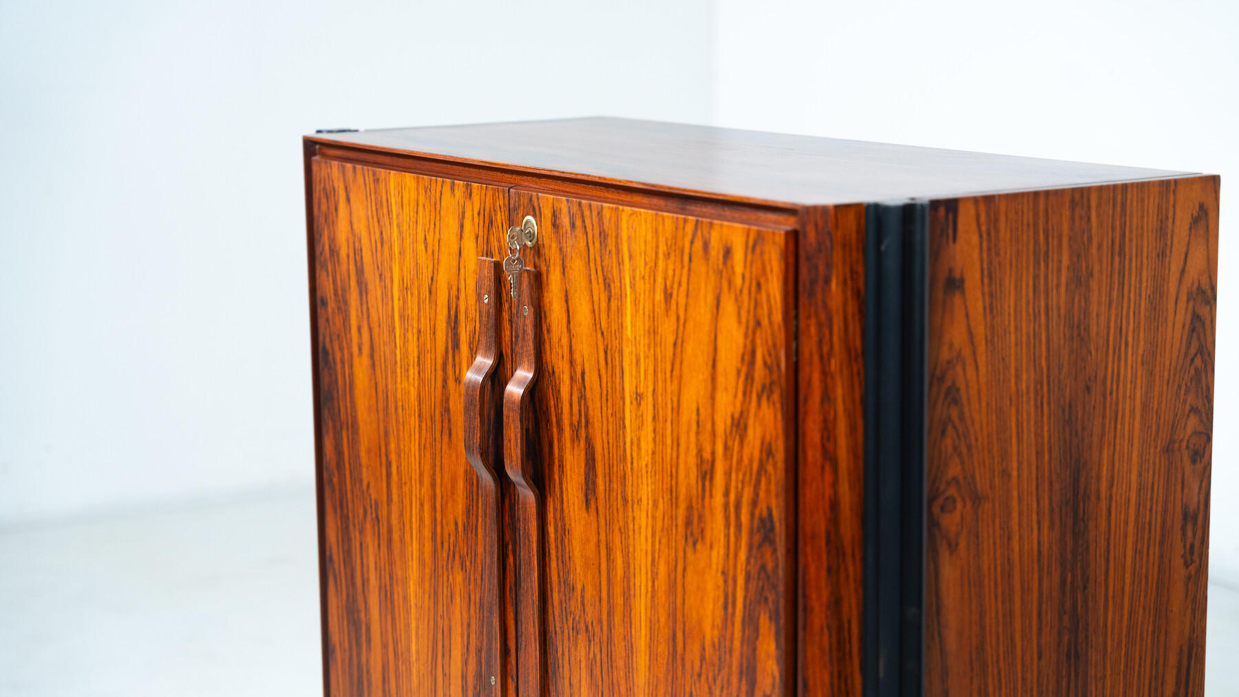 Mid-Century Modern Chest, Wood, Italy, 1960s