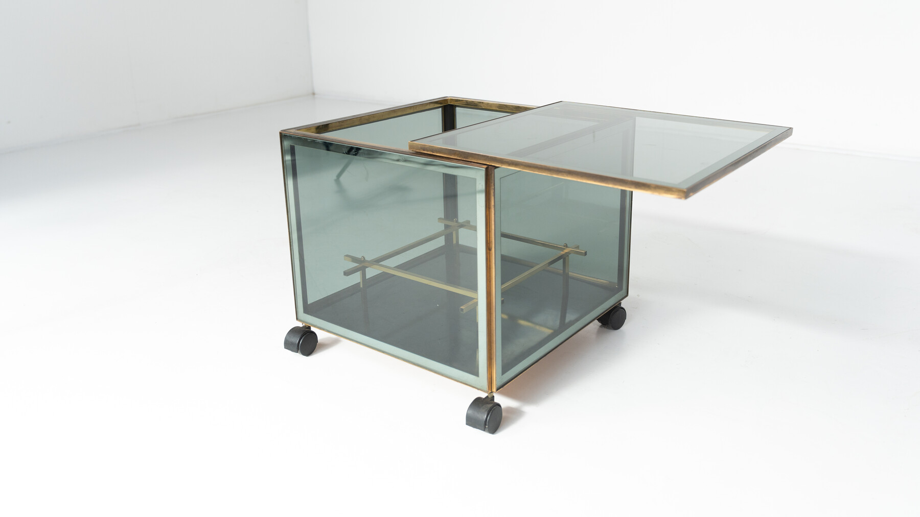Mid-Century Modern Coffee Table/ Bar, Metal and Glass, 1970s