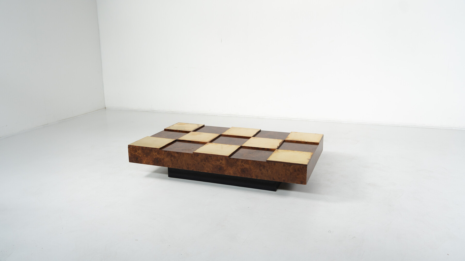 Mid-Century Modern Coffee Table, Brass and Burl Wood, Italy, 1970s