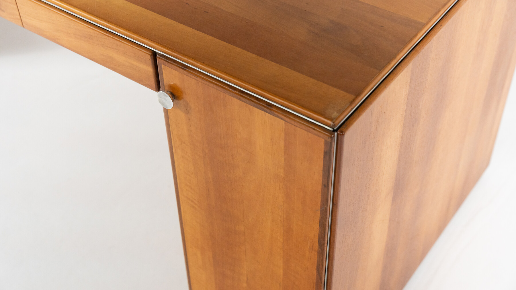 Mid-Century Modern Desk by Afra and Tobia Scarpa, Stildomus 1970s