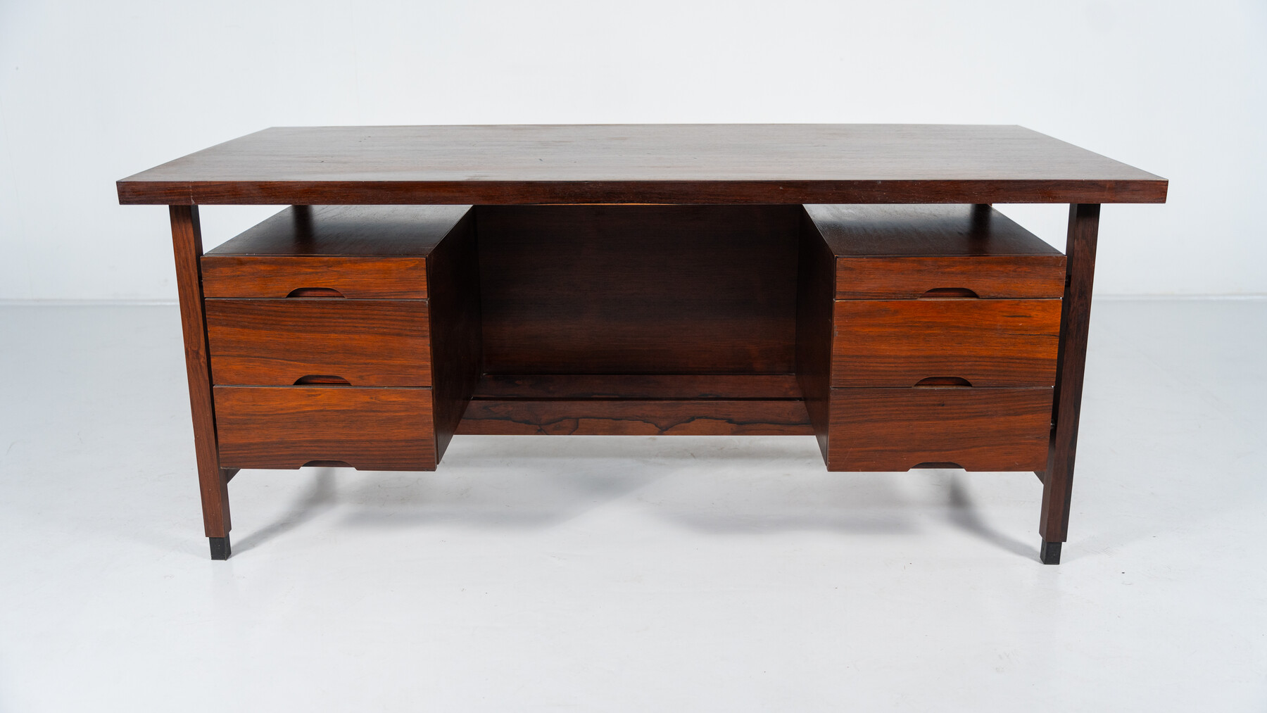 Mid-Century Modern Desk by Sergio Rodrigues, Brazil, 1960s