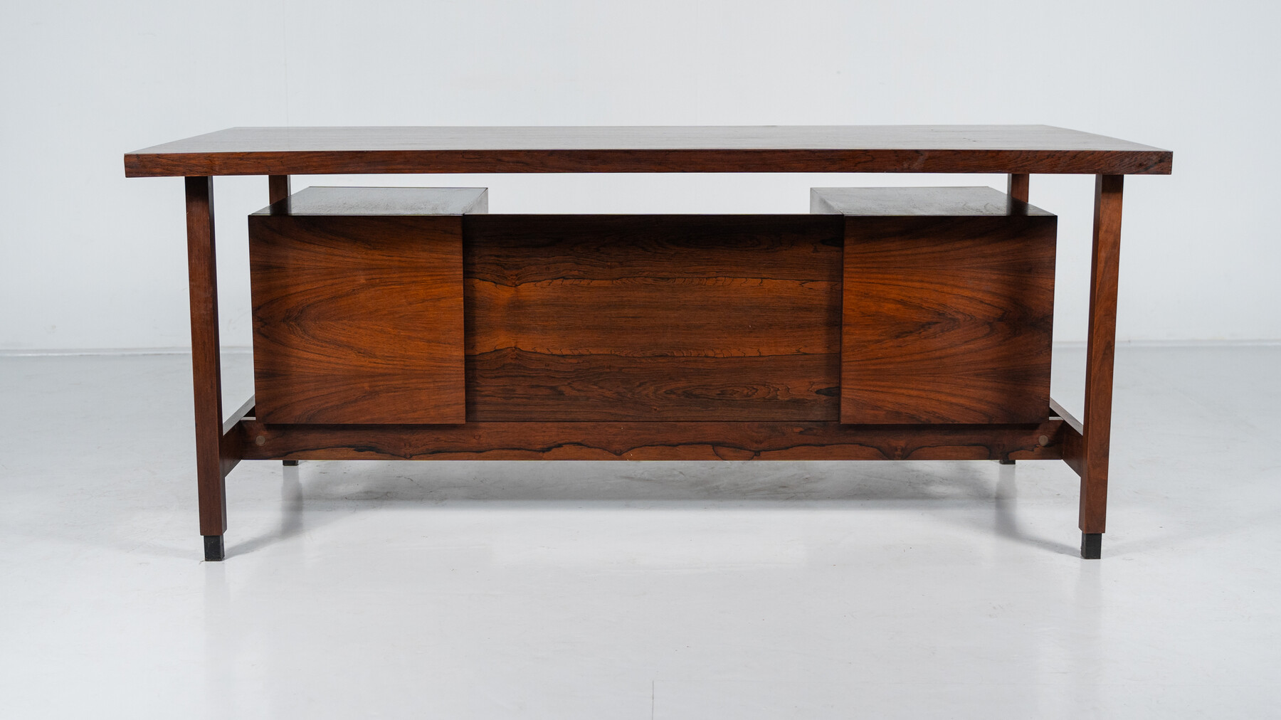 Mid-Century Modern Desk by Sergio Rodrigues, Brazil, 1960s